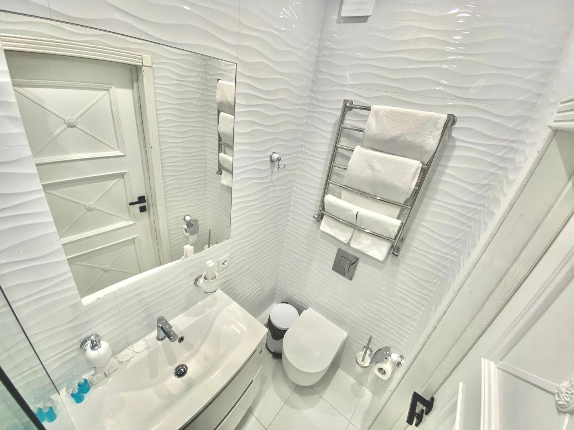 Кращі Панорамні Квартири Skyhouse В Центрі Вінниці Безключовий Доступ! Vinnytsia Exterior foto